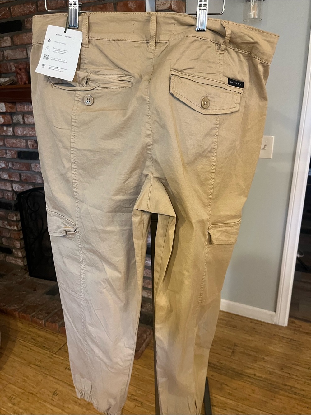 Sanctuary Women's Cargo Joggers in Beige - Picture 4 of 5
